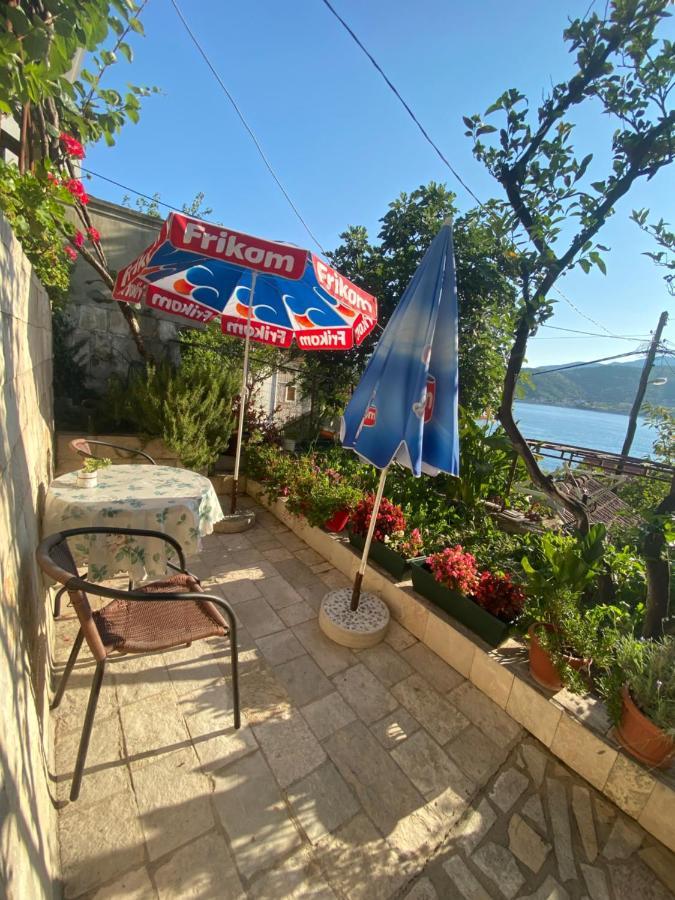 Apartments Vucinovic Tivat Luaran gambar